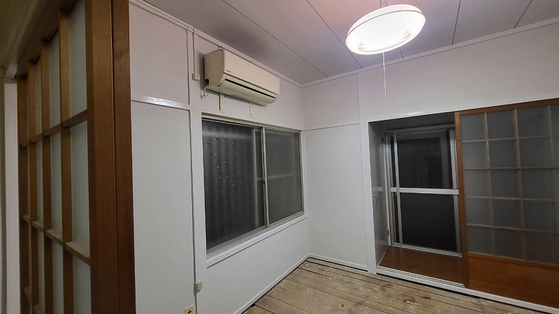 LINE_ALBUM_北九州市 小倉南区 法人様 戸建 室内塗装工事_240502_1